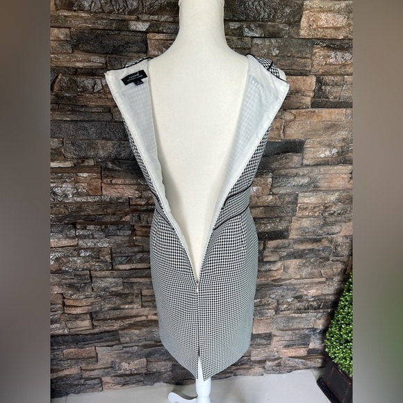 Black and White Sheath Midi Dress with Bateau Neckline - Picture 16 of 16